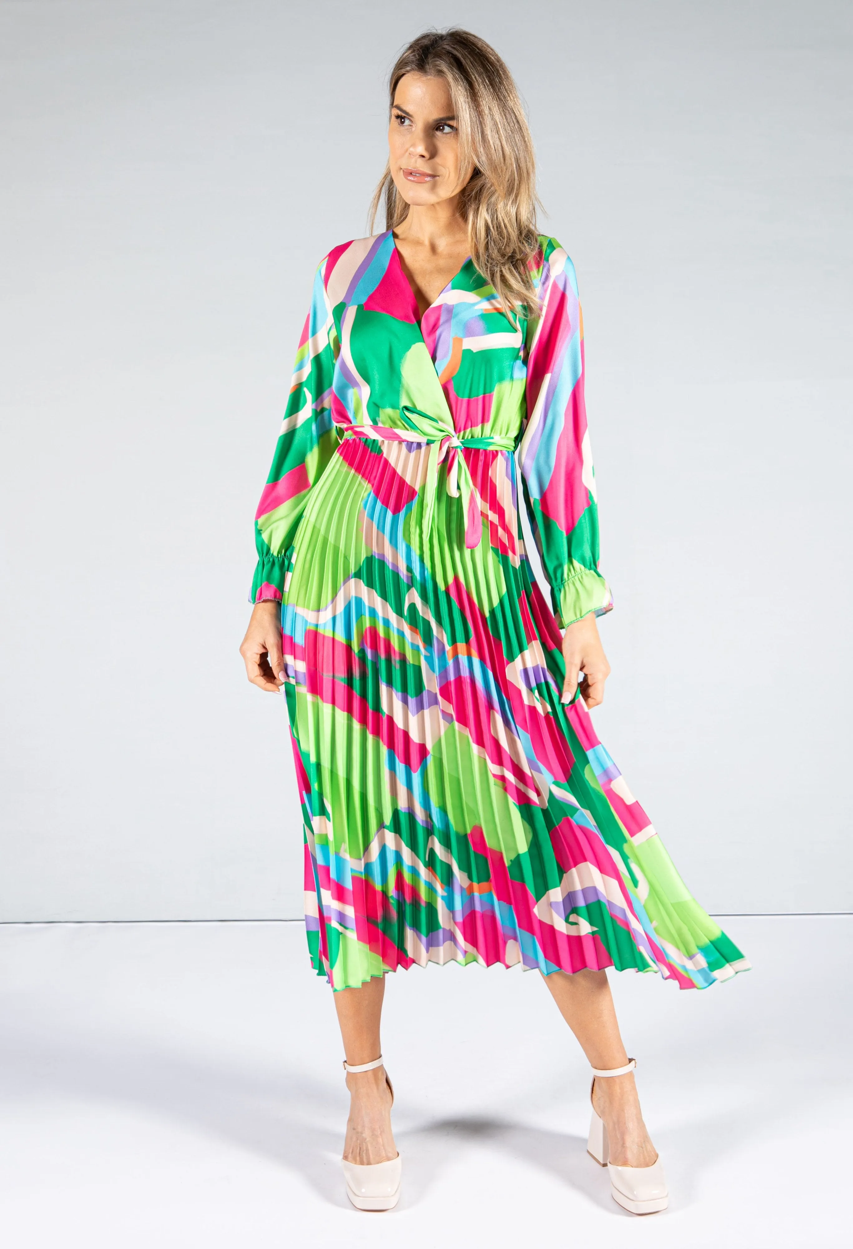 Abstract Pattern Pleat Dress