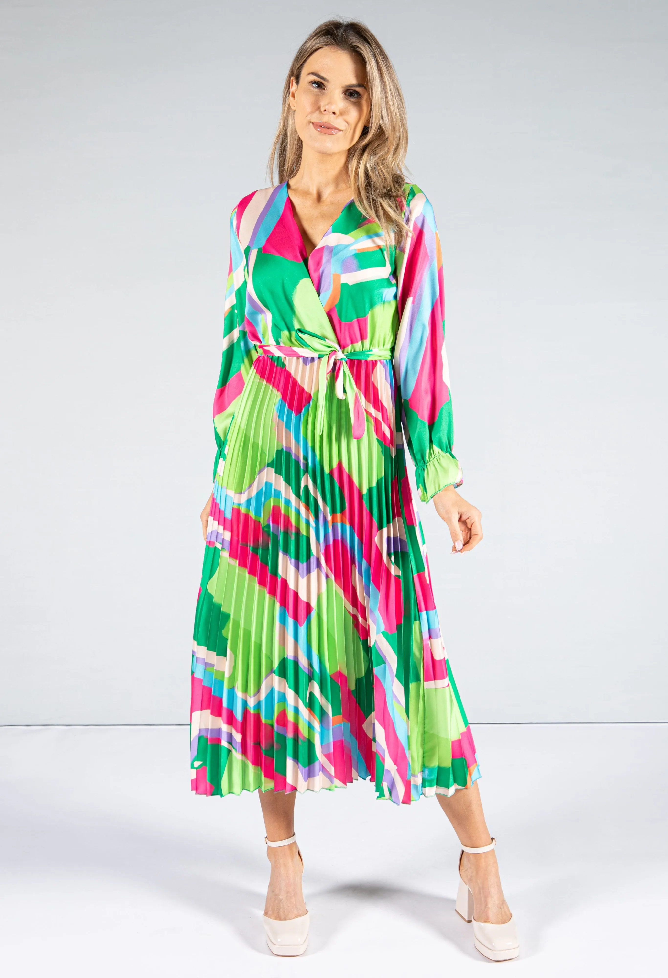 Abstract Pattern Pleat Dress