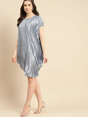 Anti fit Side Cowl Dress