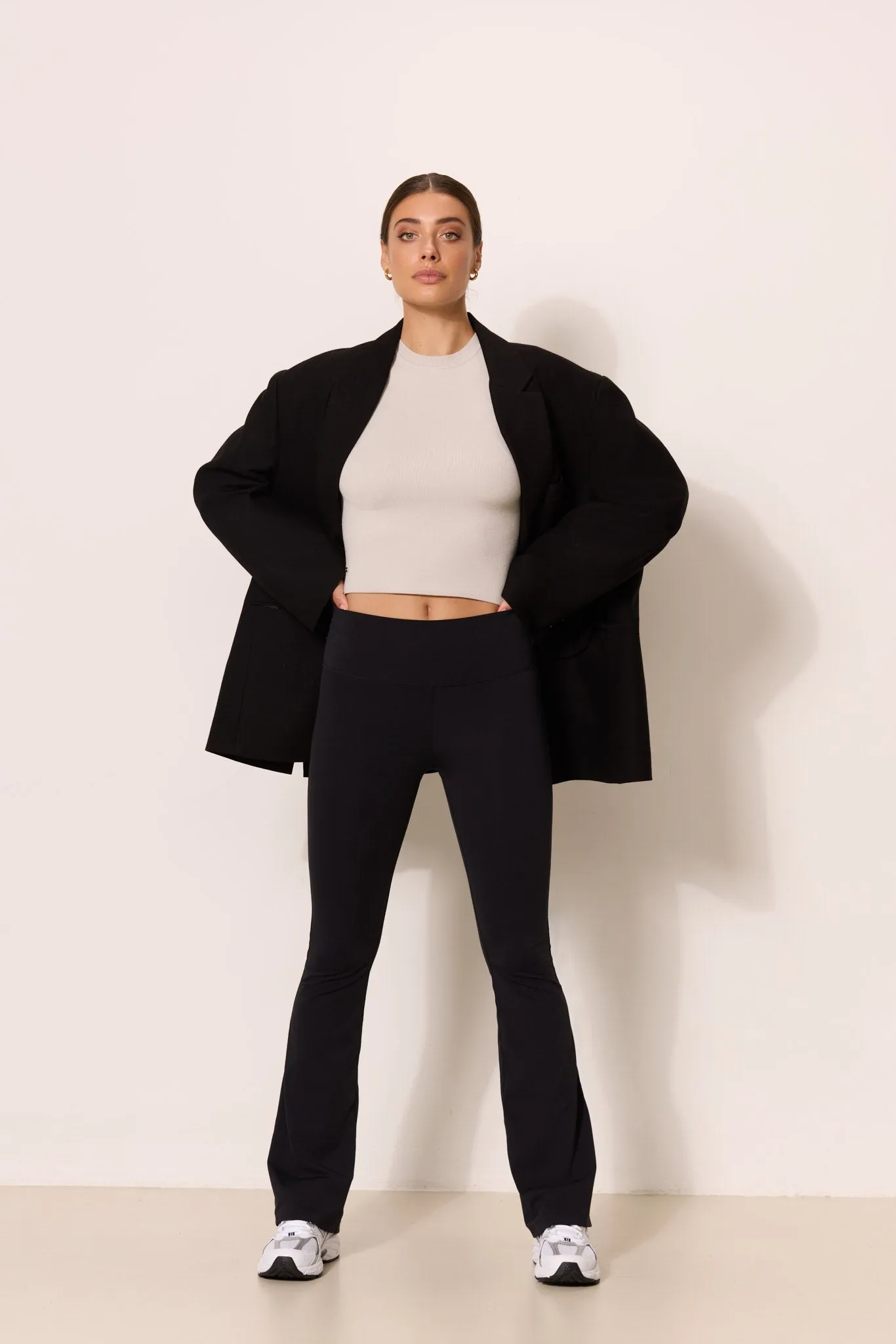 RIVER LIFT high-waisted flare legging - Black