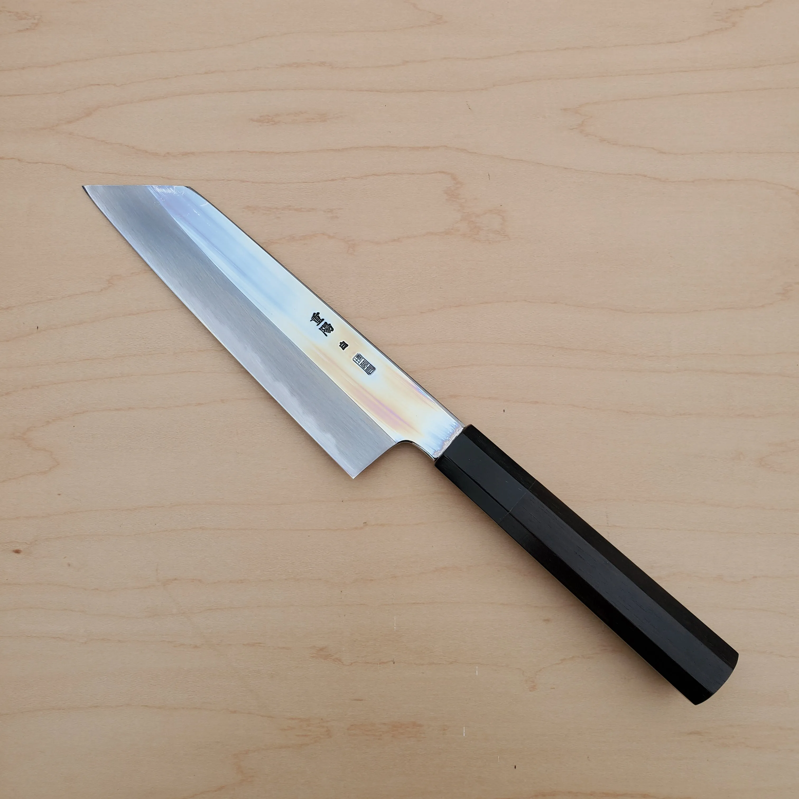 Sakai Kikumori Choyo Kiritsuke Santoku 180mm Shirogami - Ebony