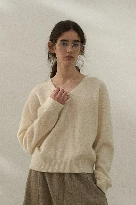 Sheep wool blend yak hair soft basic V-neck sweater | 3 color