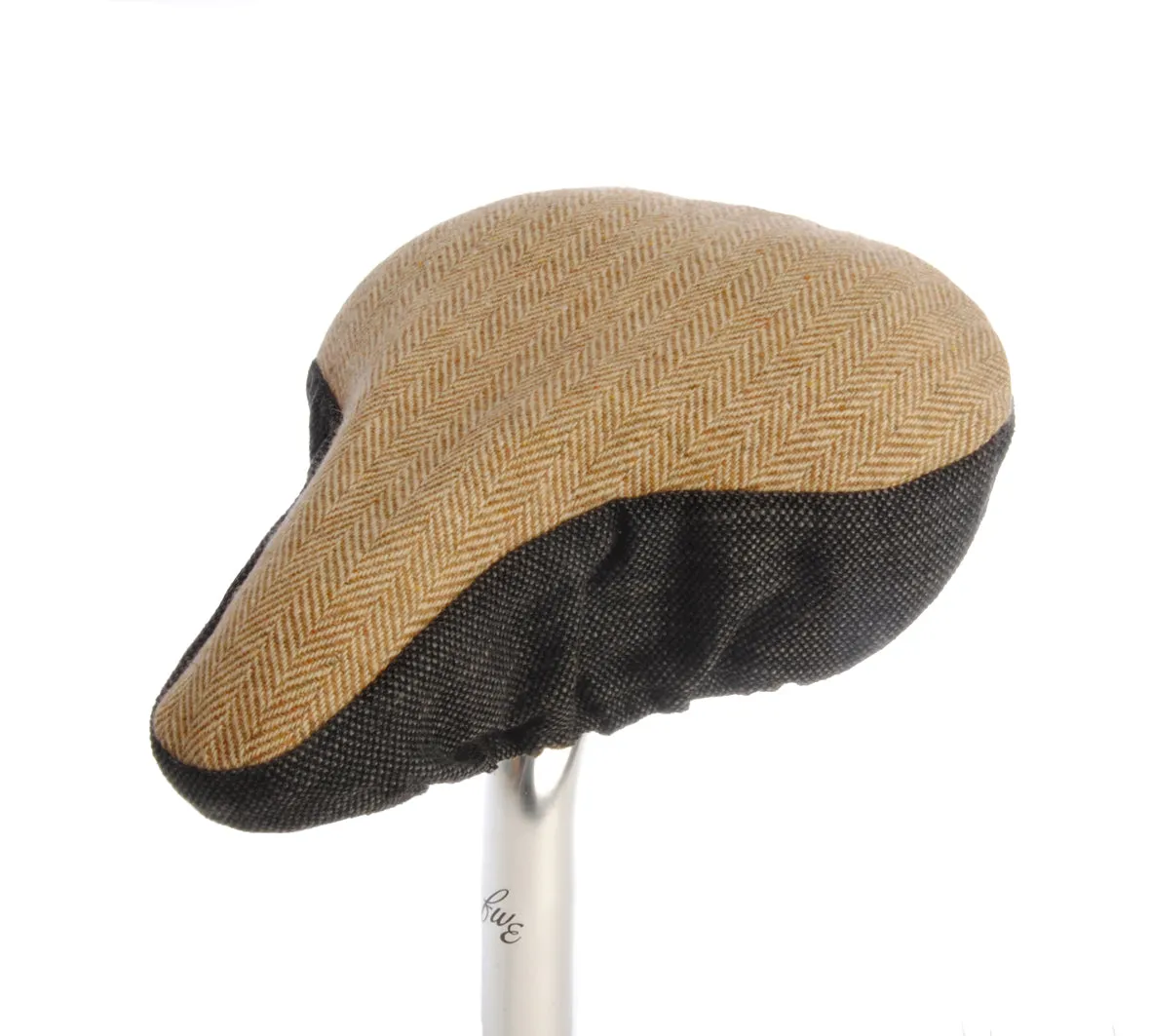 Sutherland I Tweed Saddle Cover - Beige