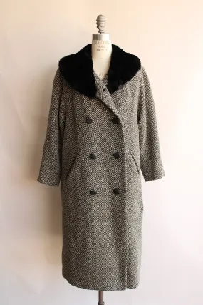 Vintage 1950s Bergdorf Goodman Black and White Tweed Wool Overcoat With Faux Fur Collar