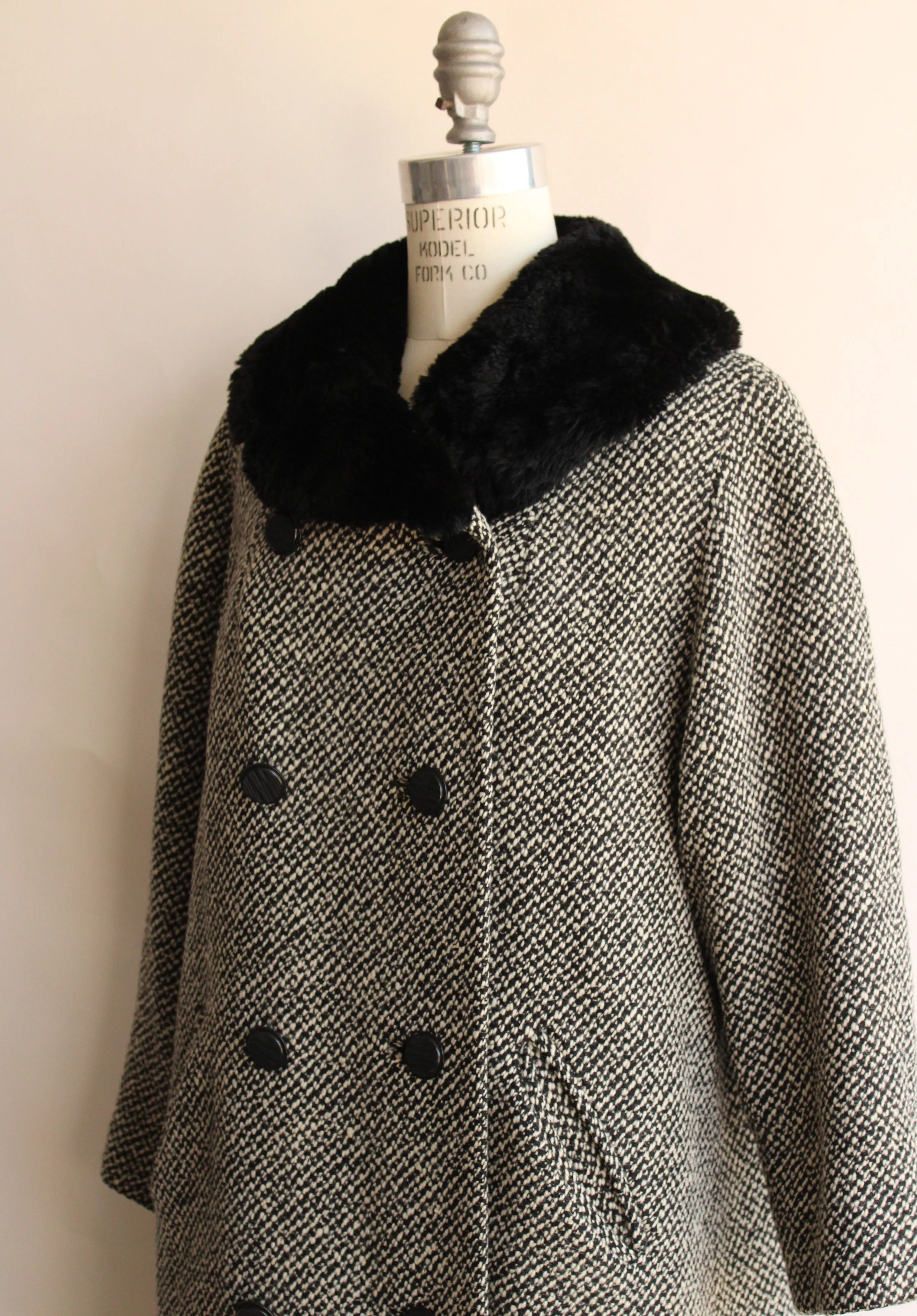 Vintage 1950s Bergdorf Goodman Black and White Tweed Wool Overcoat With Faux Fur Collar