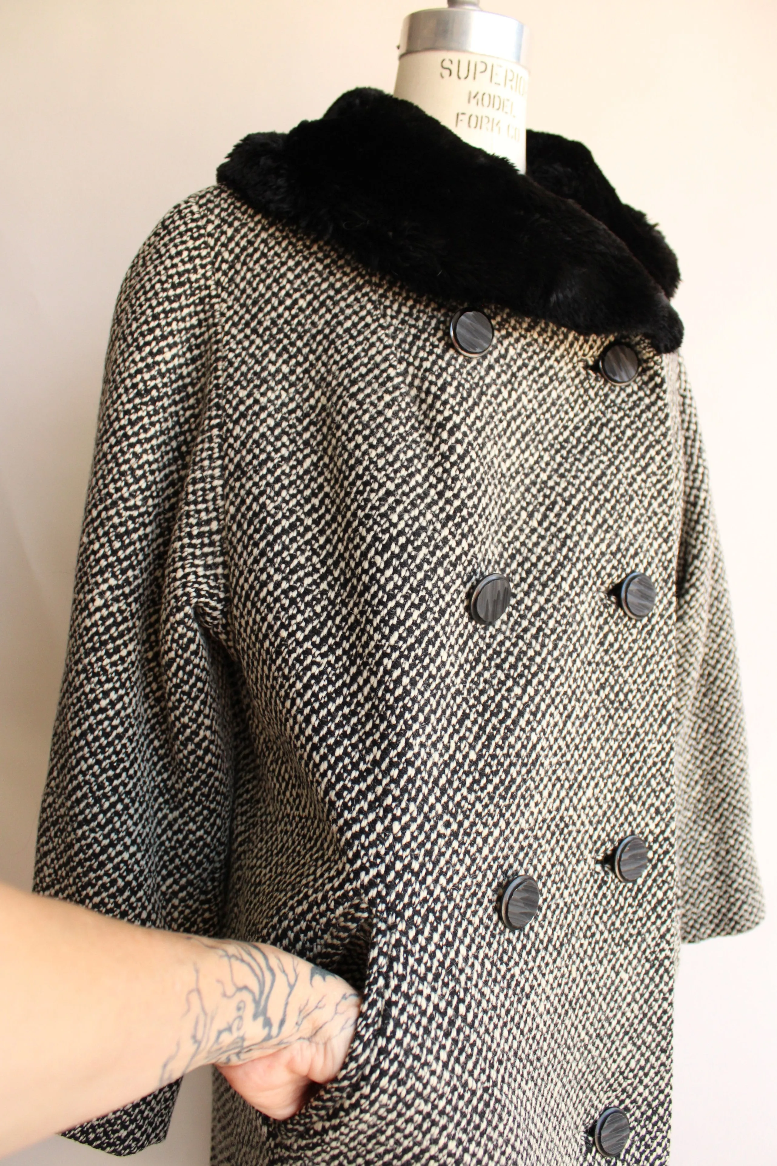 Vintage 1950s Bergdorf Goodman Black and White Tweed Wool Overcoat With Faux Fur Collar